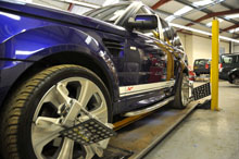4 Wheel Align Range Rover Side